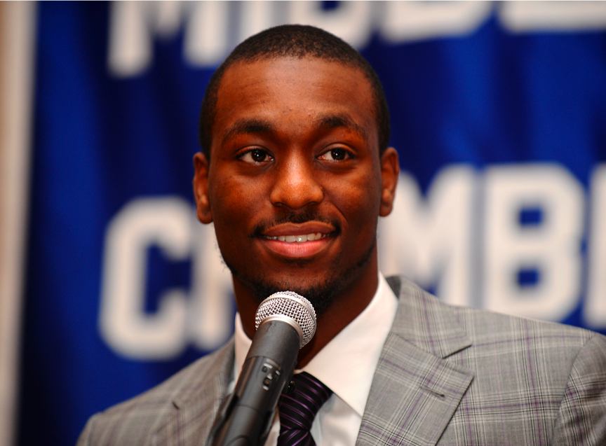 Mavericks waive Kemba Walker.