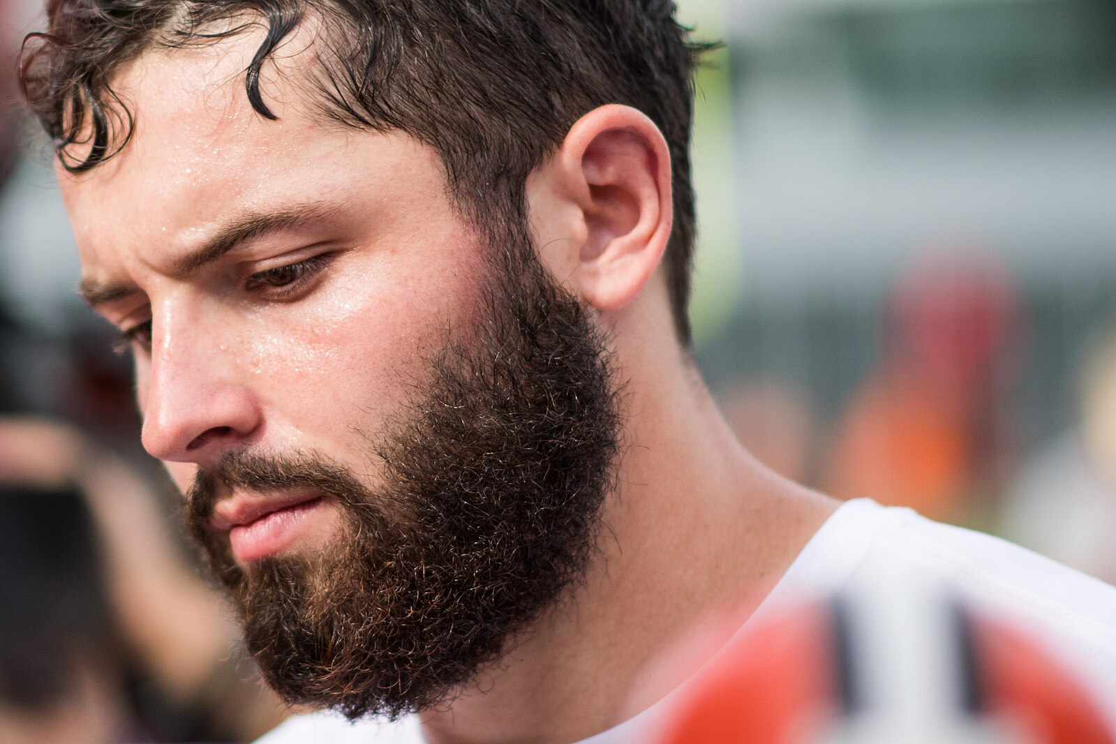 Mayfield avoids major injury to thumb after Week 10