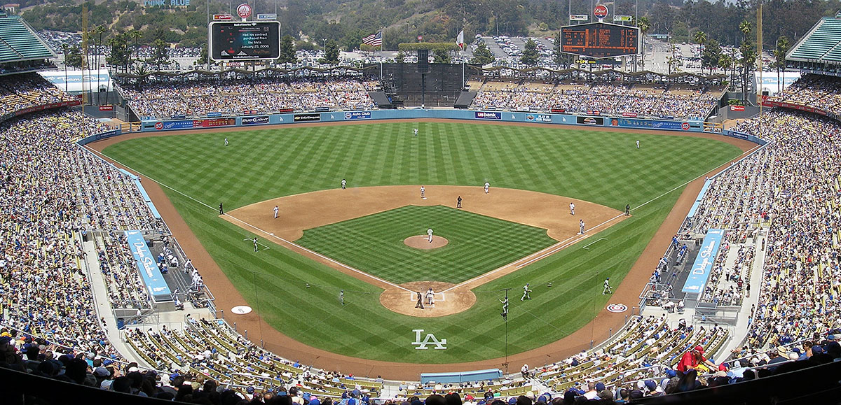 Dodgers continue to add by acquiring Glasnow via trade