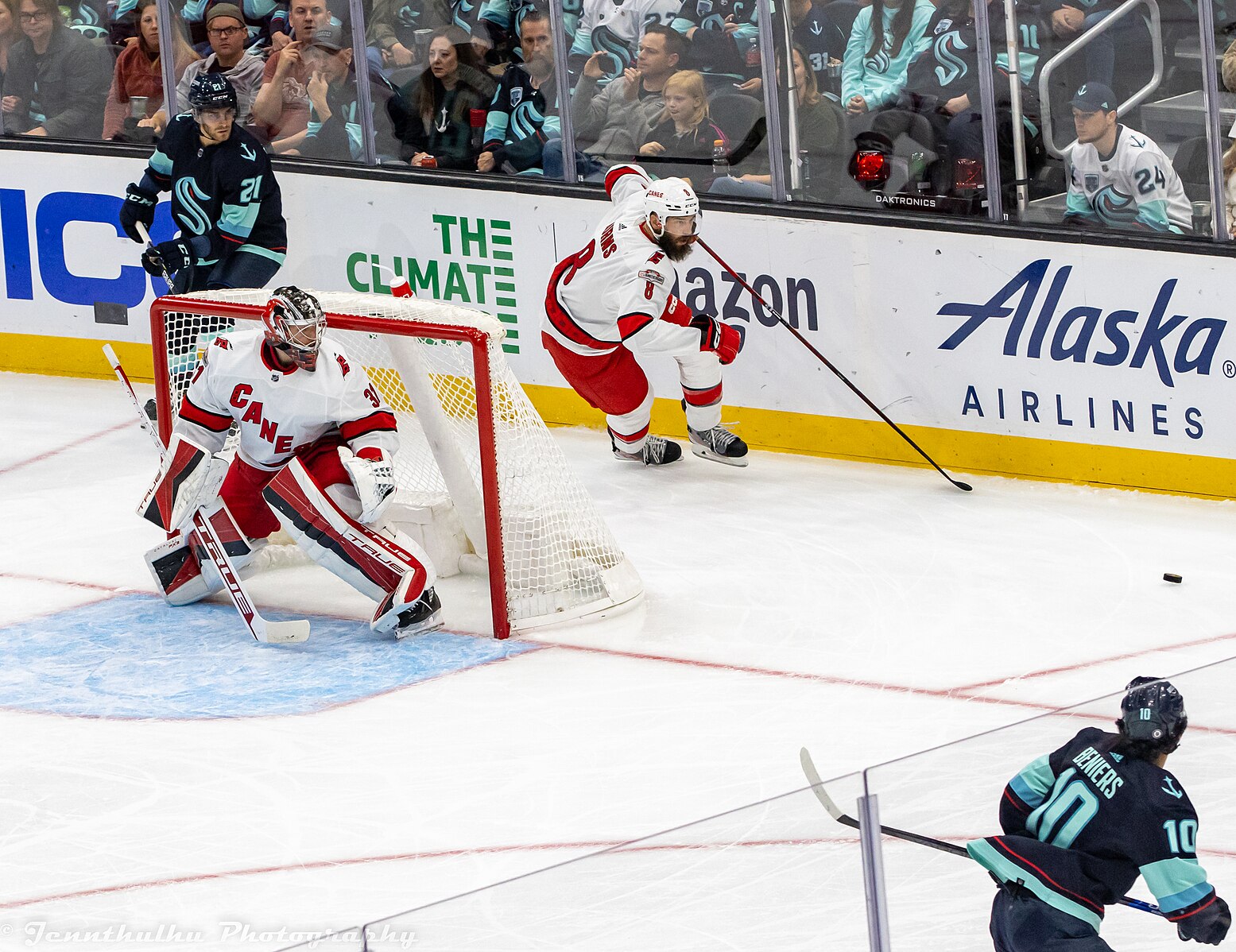 Hurricanes Frederik Andersen cleared to return