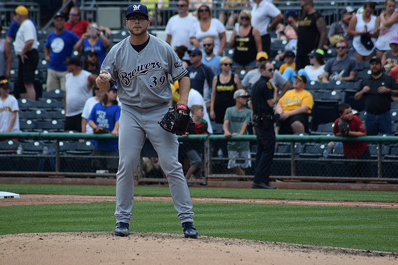 Orioles acquire Corbin Burnes from Brewers