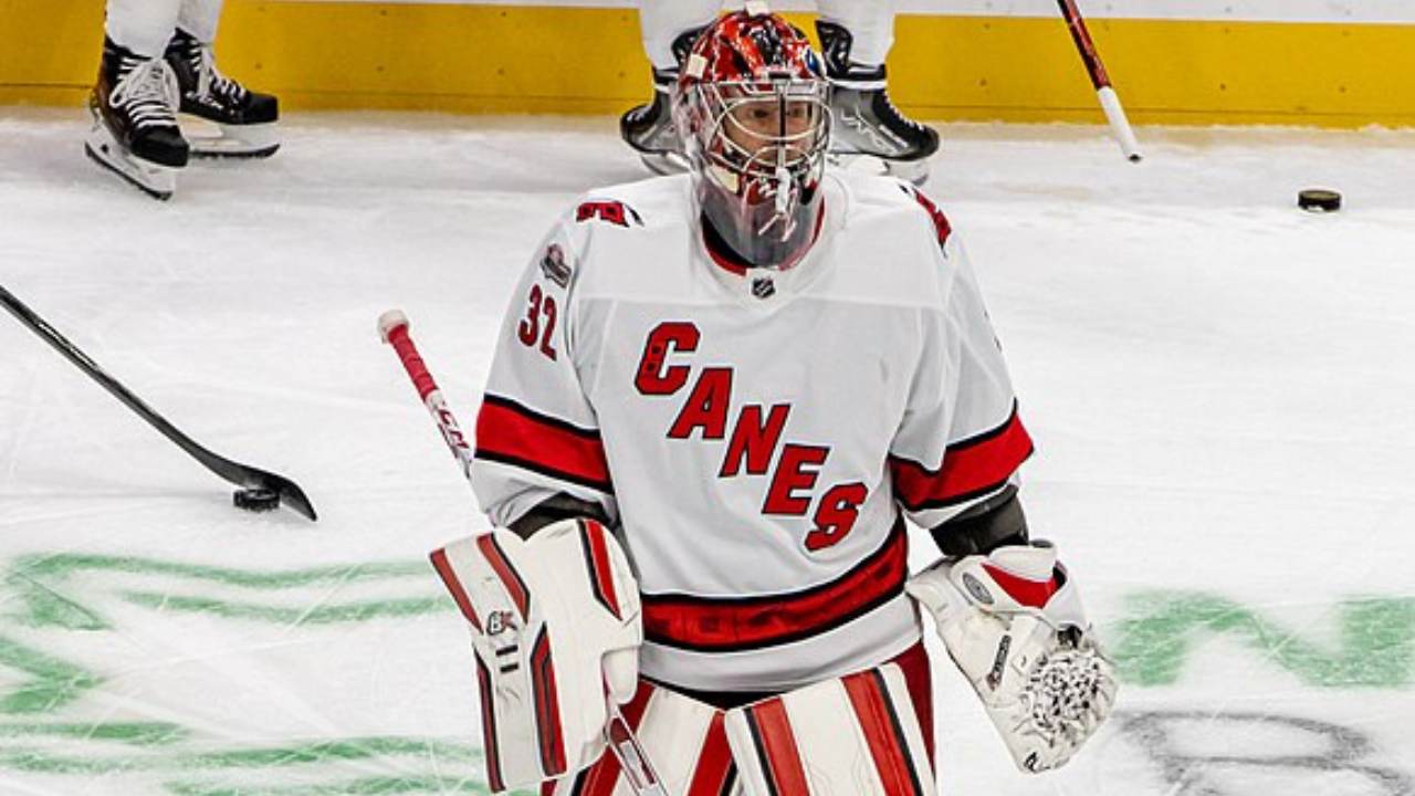 Hurricanes Raanta expected to miss multiple weeks