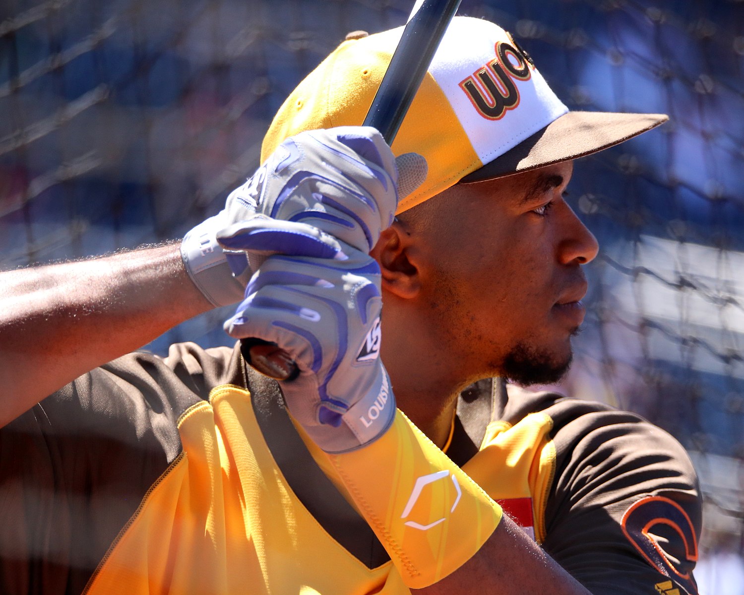 White Sox place Eloy Jimenez on IL