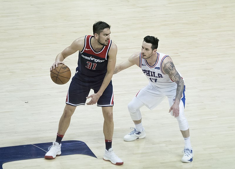 Lakers Hiring JJ Redick To Be Next Head Coach