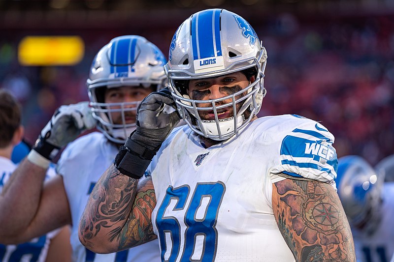 Detroit Lions Extend LT Taylor Decker