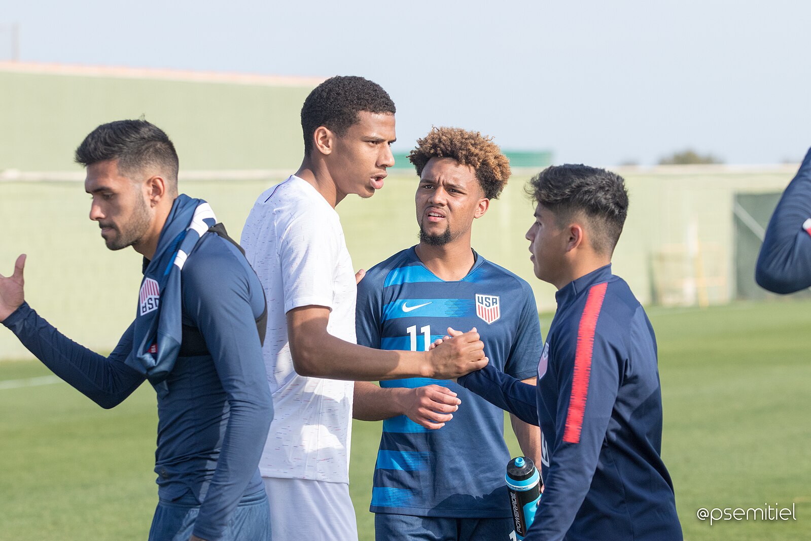 West Ham United Sign Jean-Clair Todibo