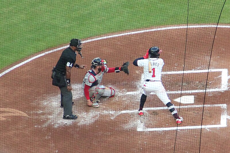 Ozzie Albies To Bat Right Handed Only Moving Forward