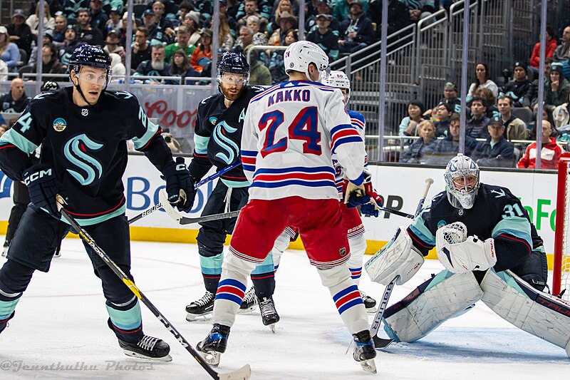 Kraken Acquire Kaapo Kakko From Rangers