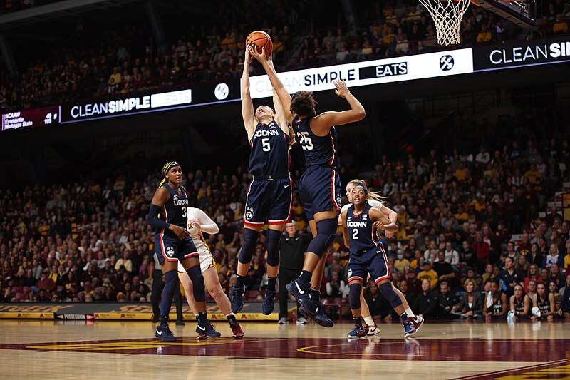 Paige Bueckers Becomes Fastest To 2K Points At UConn