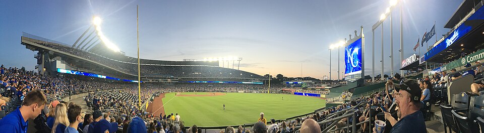 Royals Sign Seth Lugo To 2 Year Extension