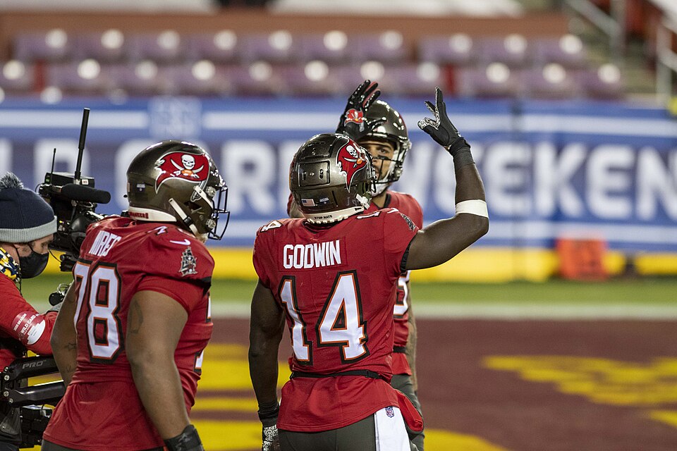 Bucs Activate Godwin & Wires From PUP List