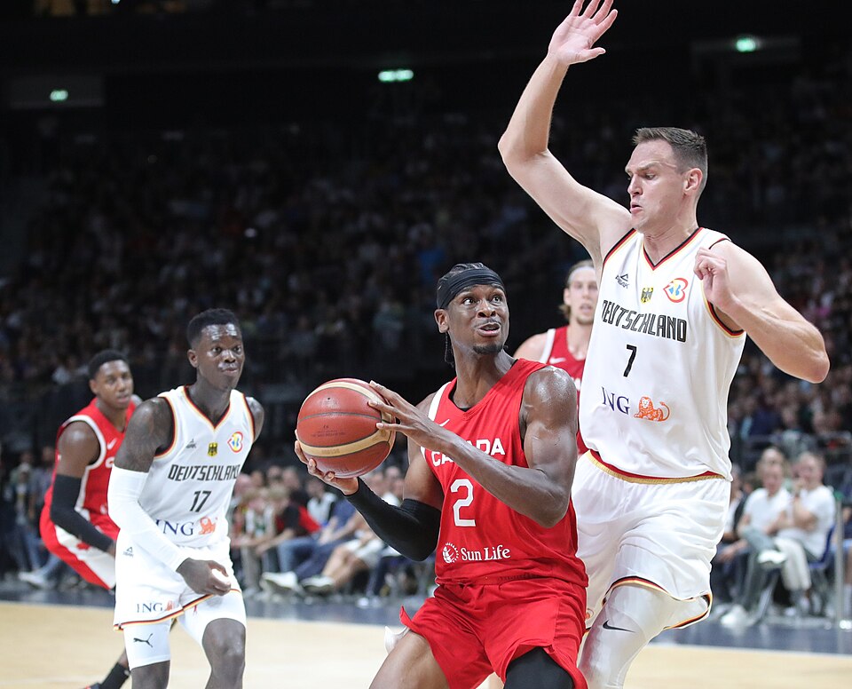 Shai Gilgeous-Alexander Wins Canadian Male Athlete Of The Year