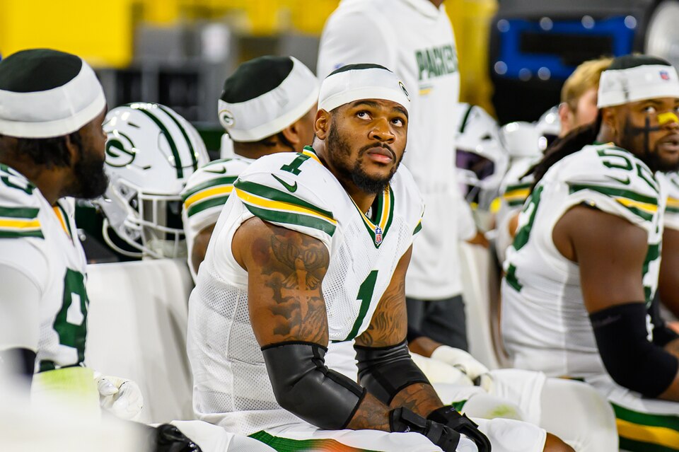 Micah Parsons Suffers Torn ACL In Left Knee