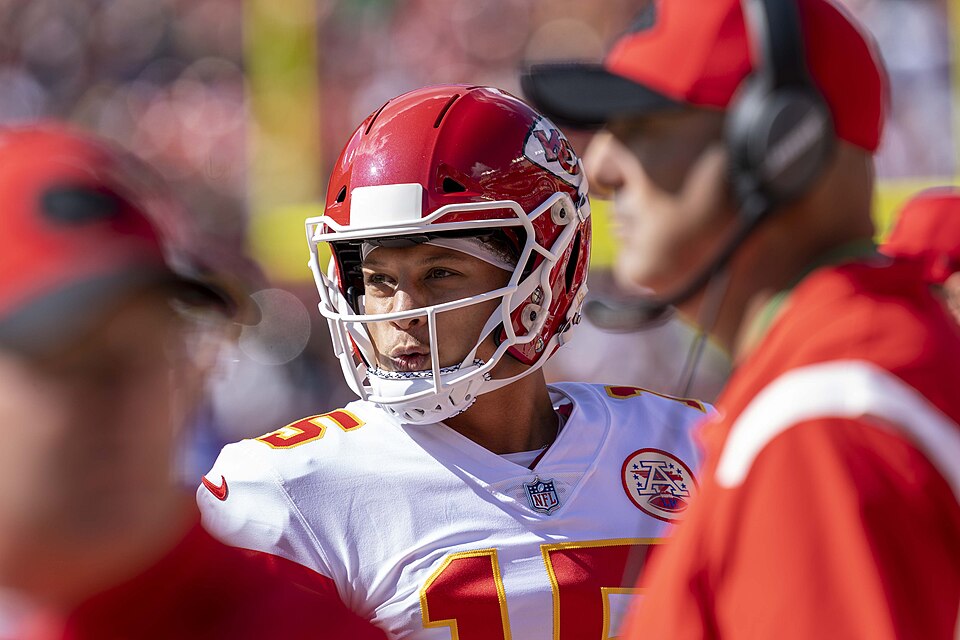 Chiefs Restructure Patrick Mahomes Contract