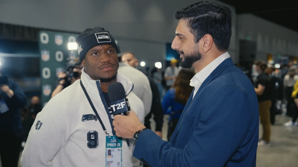 Kansas City Chiefs Sign RB Kenneth Walker