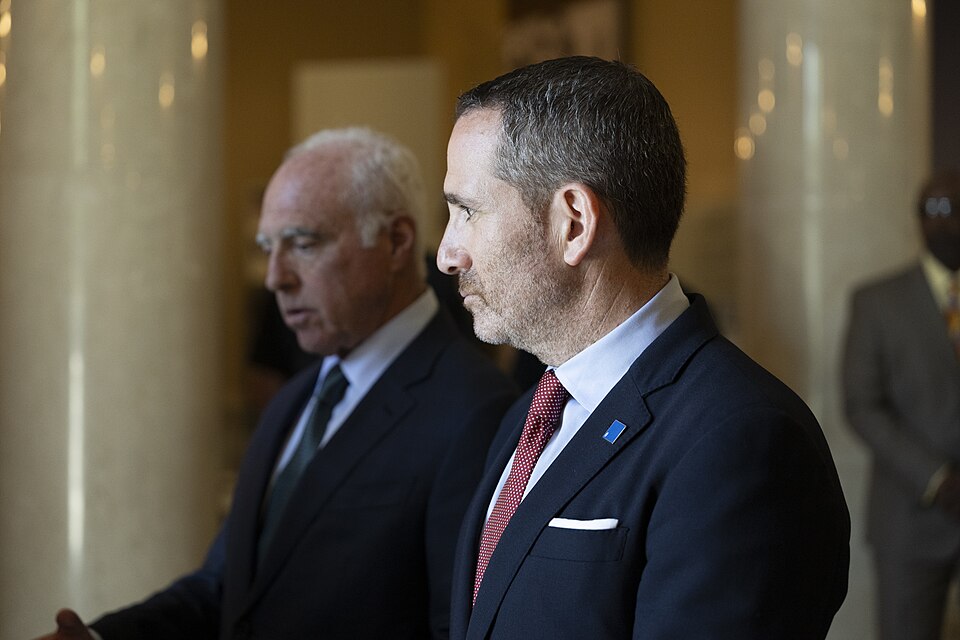 Eagles Give Newly Acquired Greenard $100M Extension