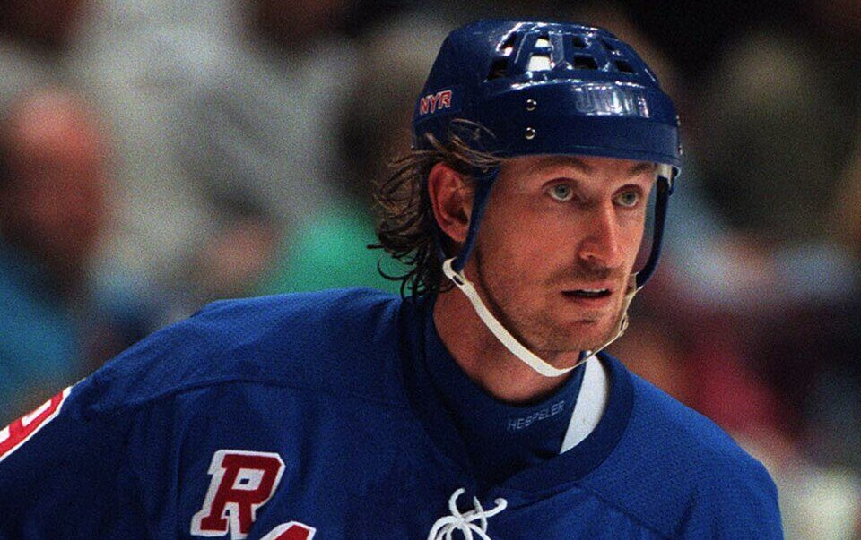 Wayne Gretzky Rookie Sells For $540K