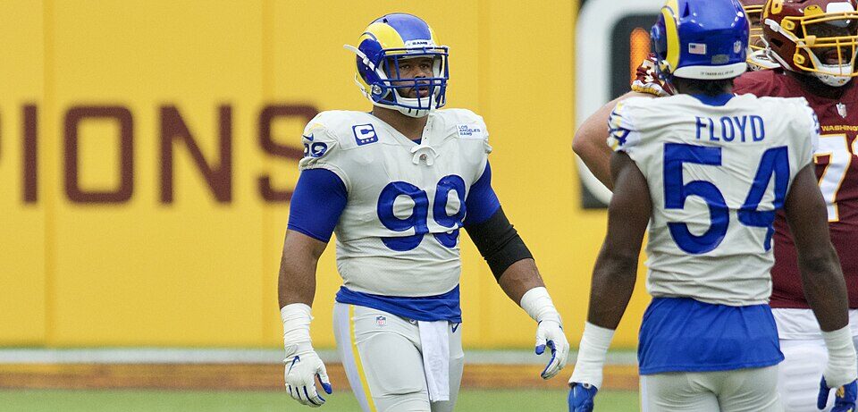 Aaron Donald Un-Retires To Sign With Rams