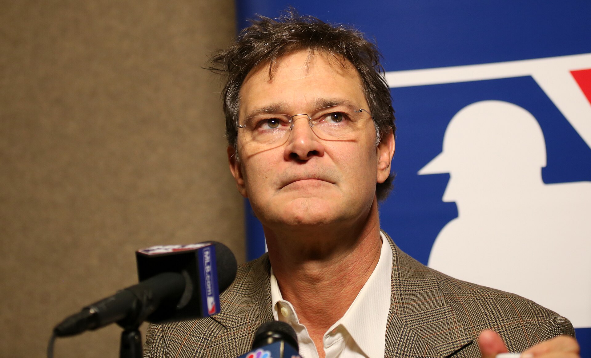 Phillies Sign Don Mattingly To 2 Year Manager Deal